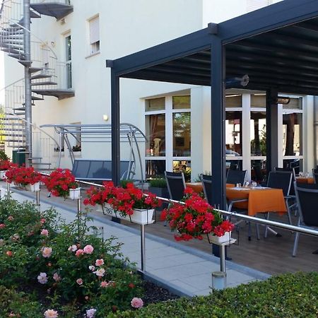 Hotel-Restaurant Gulliver Bascharage Exterior foto